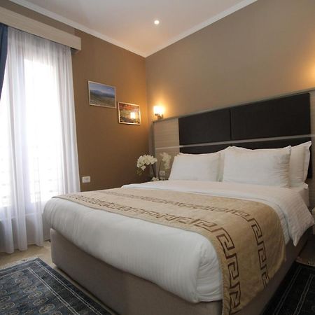 Capital Tirana Hotel Bruci מראה חיצוני תמונה