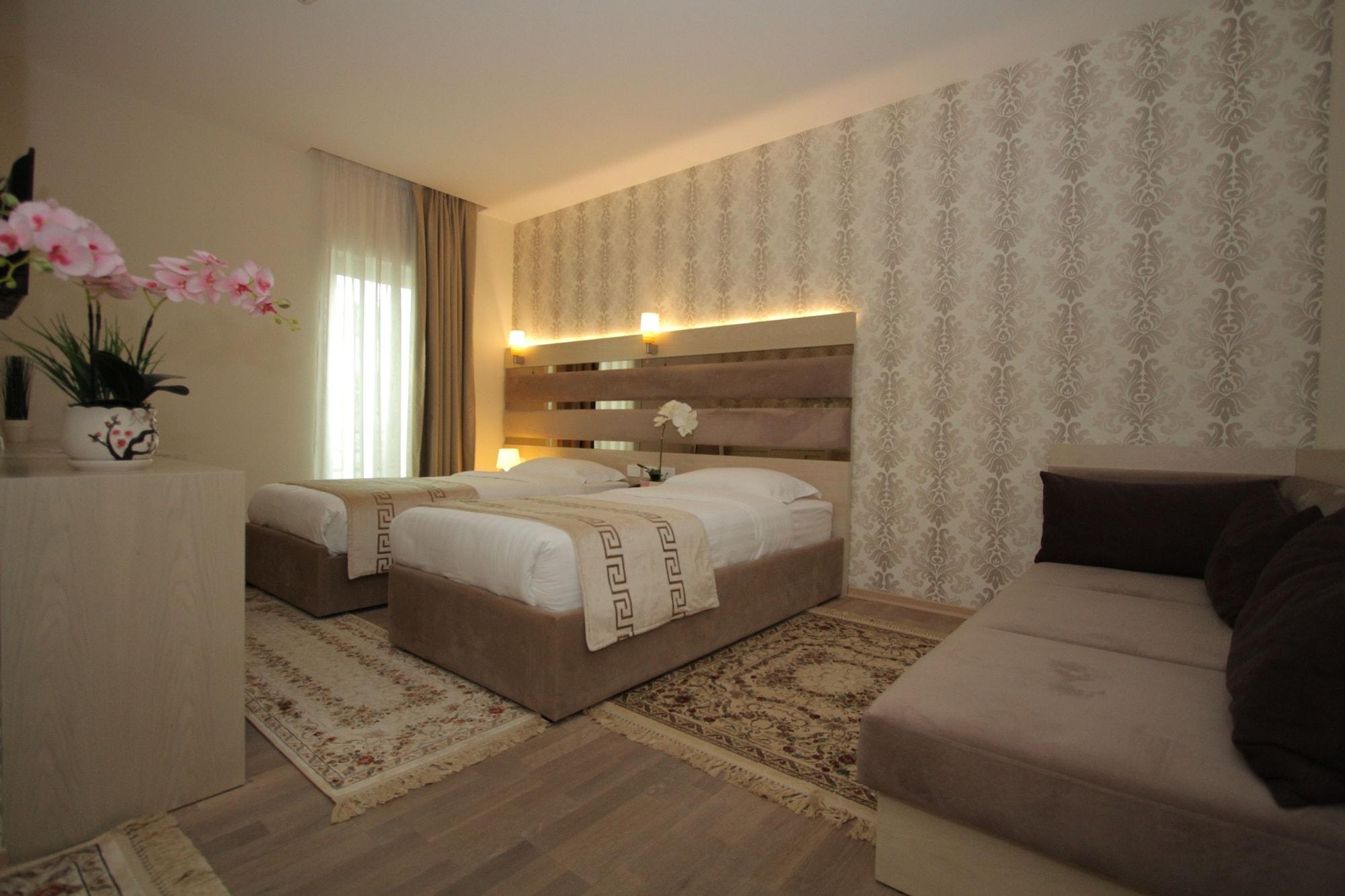 Capital Tirana Hotel Bruci מראה חיצוני תמונה