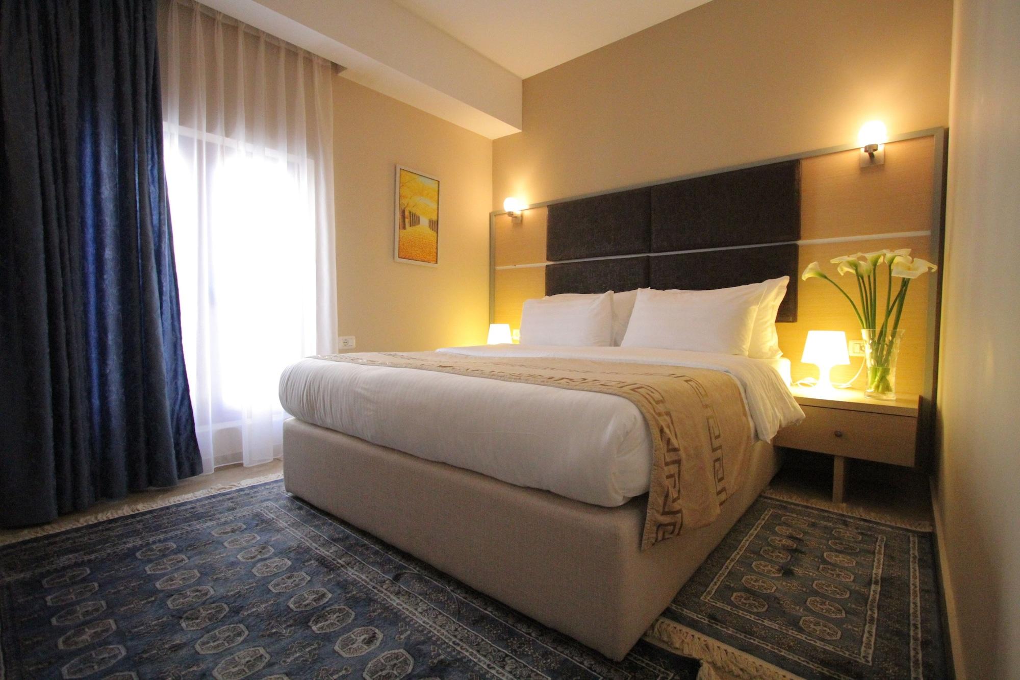 Capital Tirana Hotel Bruci מראה חיצוני תמונה