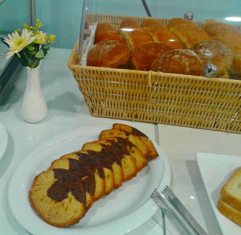 Capital Tirana Hotel Bruci מראה חיצוני תמונה